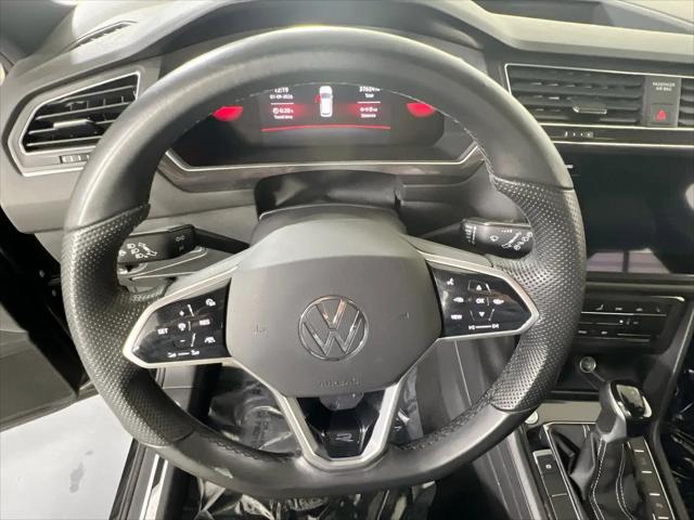 2023 Volkswagen Tiguan 2.0T SE R-Line Black