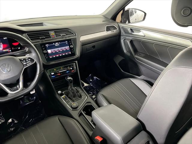 2023 Volkswagen Tiguan 2.0T SE R-Line Black