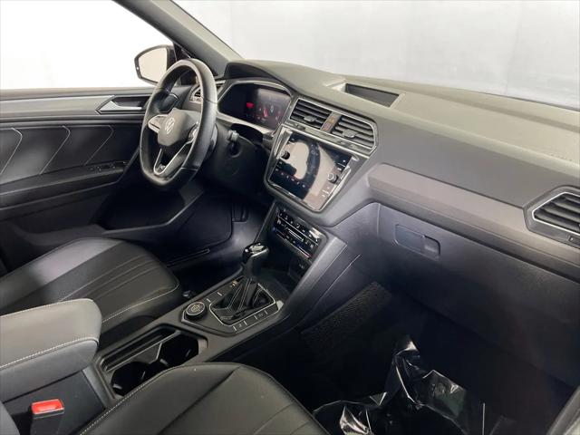 2023 Volkswagen Tiguan 2.0T SE R-Line Black