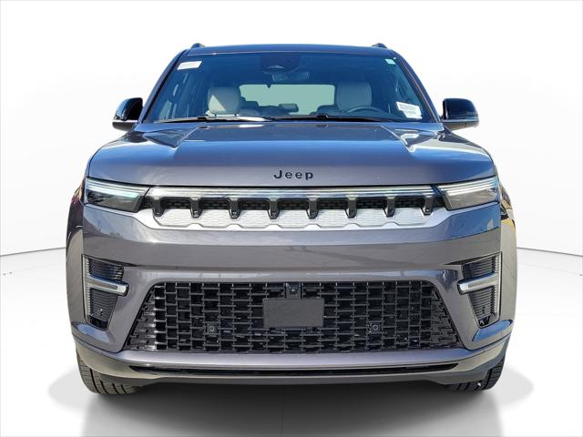 2026 Jeep Grand Wagoneer 4x2
