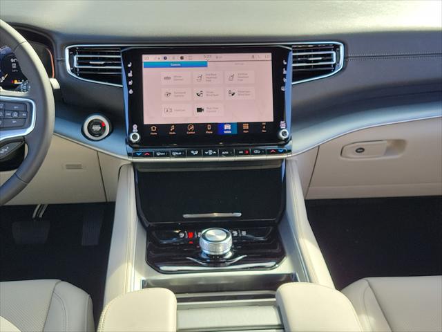 2026 Jeep Grand Wagoneer 4x2