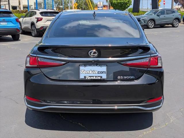 2024 Lexus ES 300h ES 300h