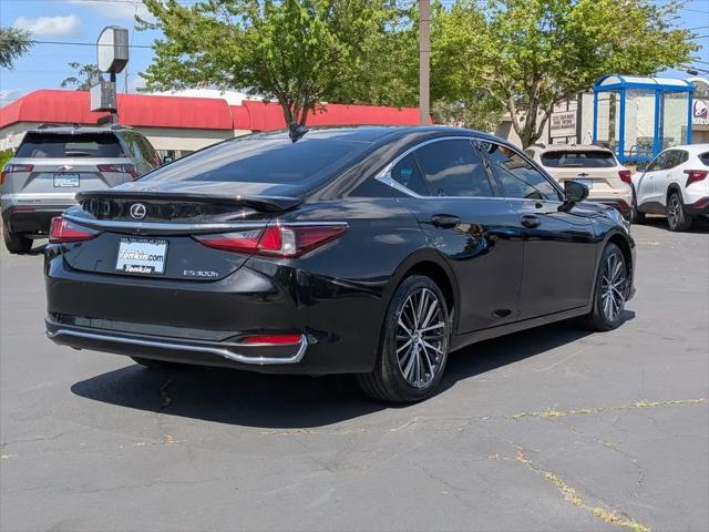 2024 Lexus ES 300h ES 300h