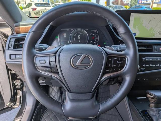 2024 Lexus ES 300h ES 300h