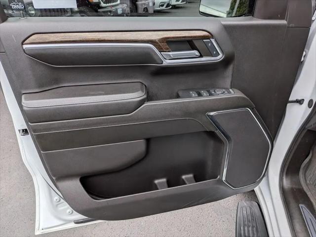 2024 GMC Sierra 1500 4WD Crew Cab Short Box Elevation with 3SB