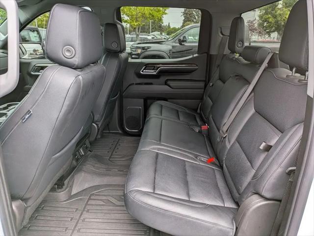2024 GMC Sierra 1500 4WD Crew Cab Short Box Elevation with 3SB
