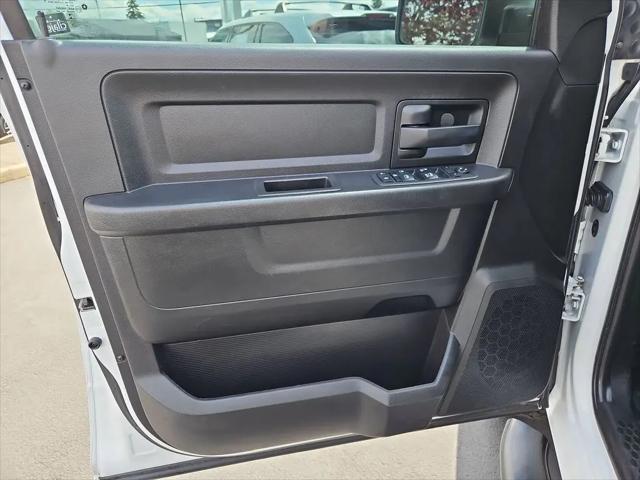 2019 Ram 1500 Classic Tradesman Crew Cab 4x4 5'7" Box