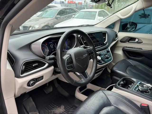 2022 Chrysler Pacifica Touring L