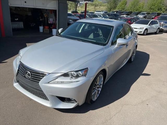 2015 Lexus IS 250 Crafted Line
