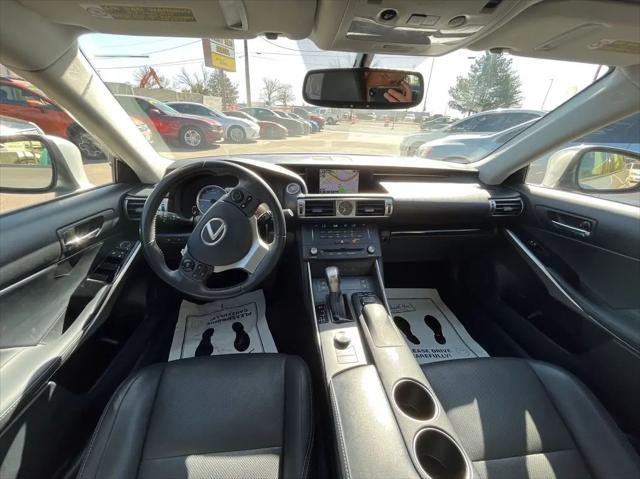 2015 Lexus IS 250 Crafted Line
