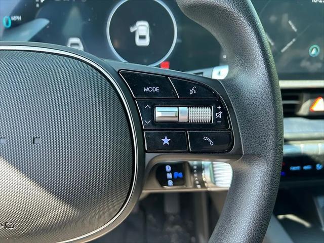 2024 Hyundai IONIQ 6 SE Standard Range