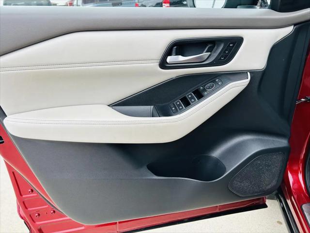 2023 Nissan Rogue SL Intelligent AWD