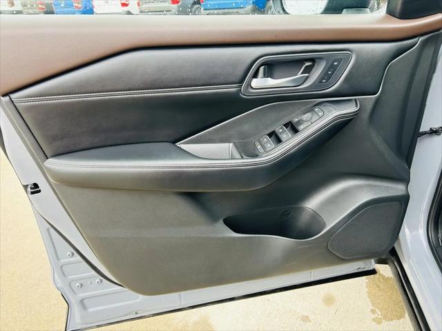 2023 Nissan Rogue SL Intelligent AWD
