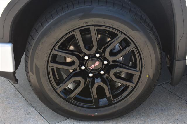 2022 GMC Sierra 1500 Limited 4WD Crew Cab Short Box Elevation