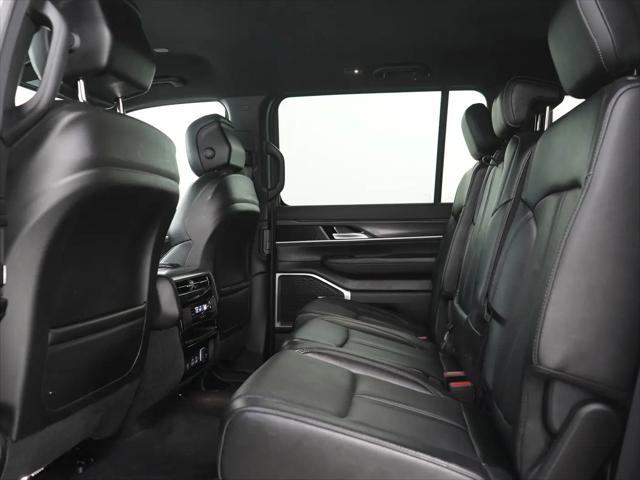 2023 Jeep Wagoneer Series II