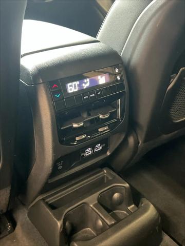 2025 Jeep Grand Cherokee L Altitude 4x4
