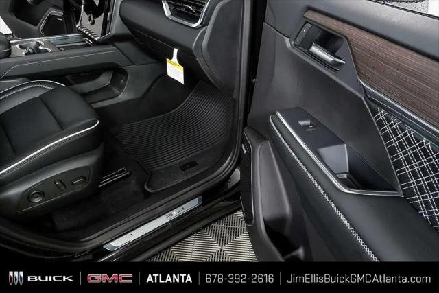 2026 GMC Acadia Denali AWD