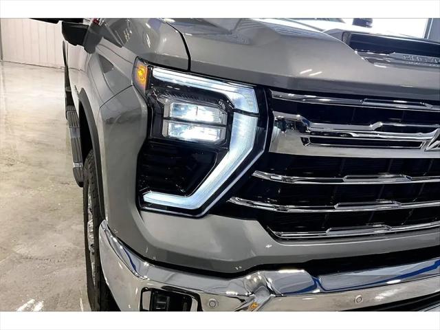 2026 Chevrolet Silverado 2500HD Crew Cab, Standard Bed, LTZ, 4WD