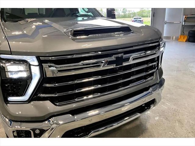 2026 Chevrolet Silverado 2500HD Crew Cab, Standard Bed, LTZ, 4WD