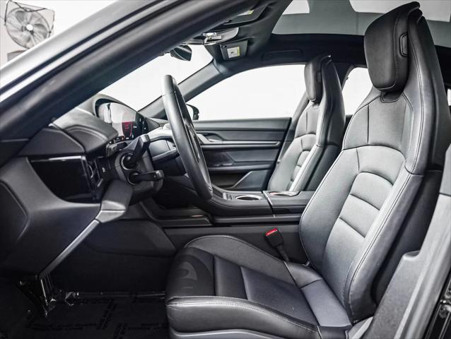 2025 Porsche Taycan Taycan