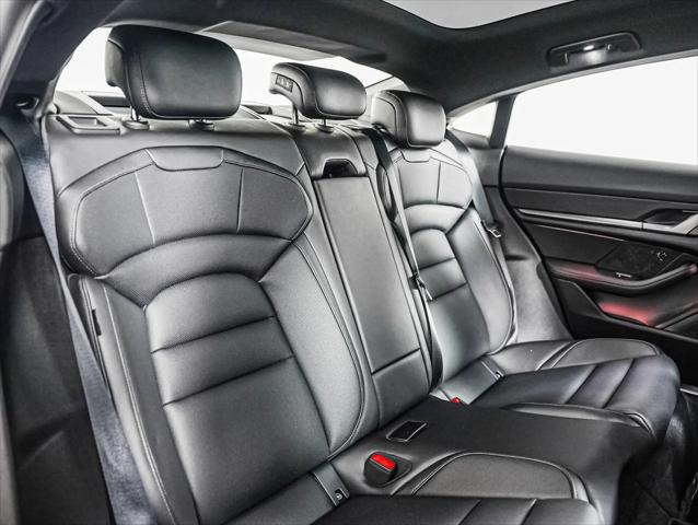 2025 Porsche Taycan Taycan