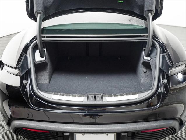 2025 Porsche Taycan Taycan