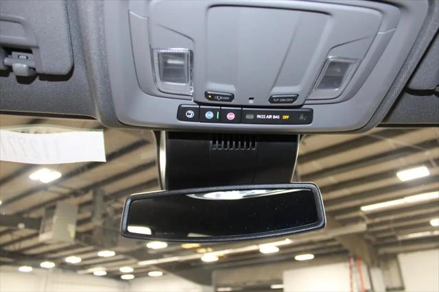 2026 GMC Sierra 1500 Crew Cab, Short Bed, SLT, 4WD