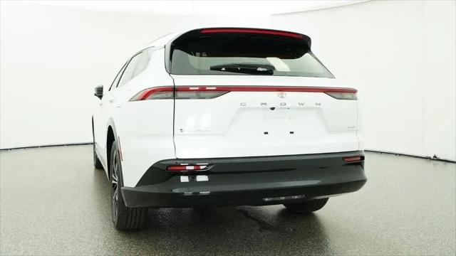 2026 Toyota Crown Signia XLE