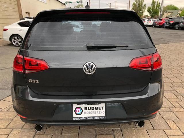 2015 Volkswagen Golf GTI 2.0T SE 4-Door