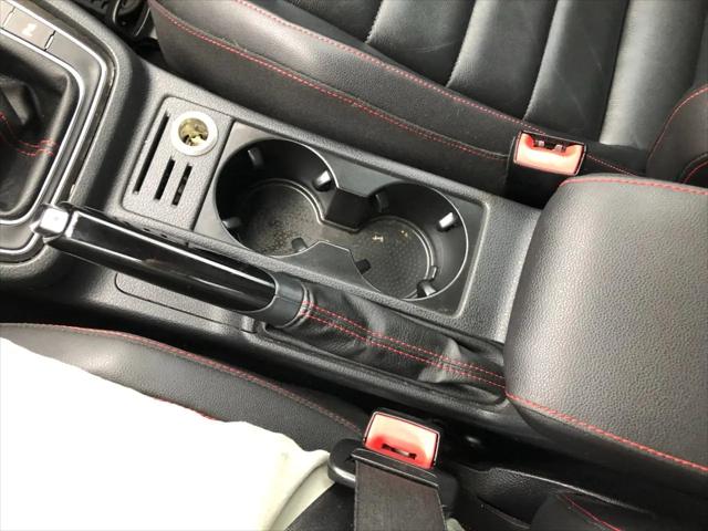2015 Volkswagen Golf GTI 2.0T SE 4-Door