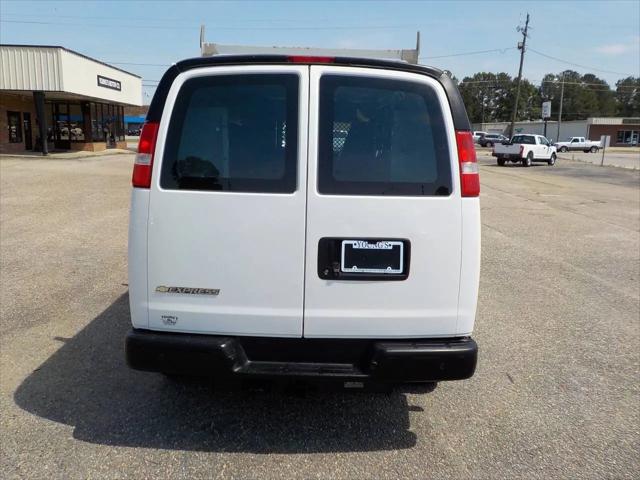 2020 Chevrolet Express Cargo Van RWD 2500 Extended Wheelbase WT