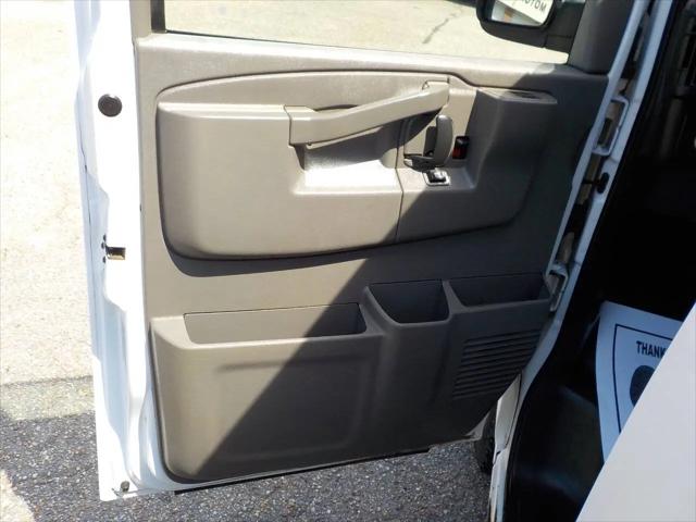 2020 Chevrolet Express Cargo Van RWD 2500 Extended Wheelbase WT