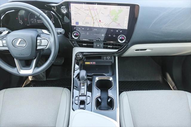 2025 Lexus NX 350h Luxury