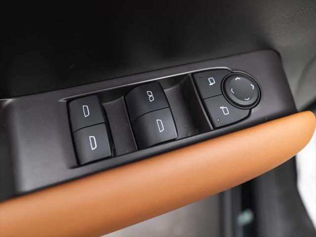 2023 GMC Canyon 4WD Crew Cab Short Box AT4