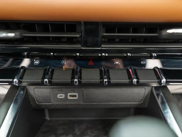 2023 GMC Canyon 4WD Crew Cab Short Box AT4