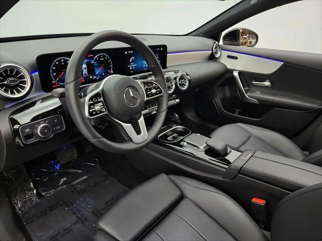 2022 Mercedes-Benz A 220 A 220