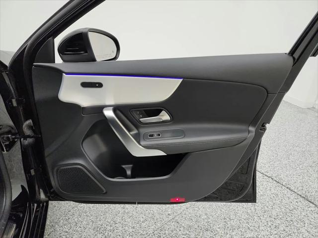 2022 Mercedes-Benz A 220 A 220