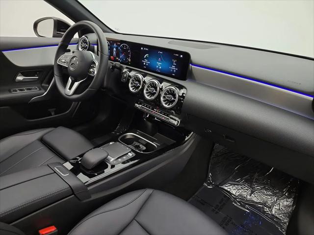 2022 Mercedes-Benz A 220 A 220
