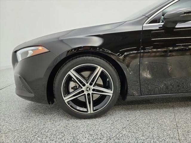 2022 Mercedes-Benz A 220 A 220