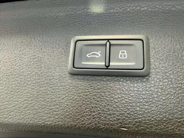 2023 Audi SQ5 Premium Plus TFSI quattro Tiptronic