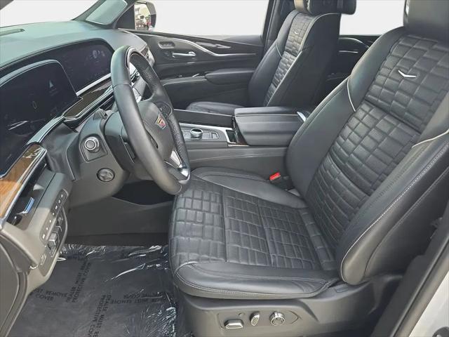 2024 Cadillac Escalade ESV 4WD Sport Platinum