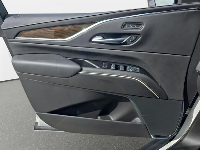 2024 Cadillac Escalade ESV 4WD Sport Platinum