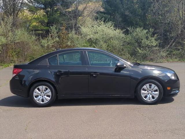 2013 Chevrolet Cruze LS Auto