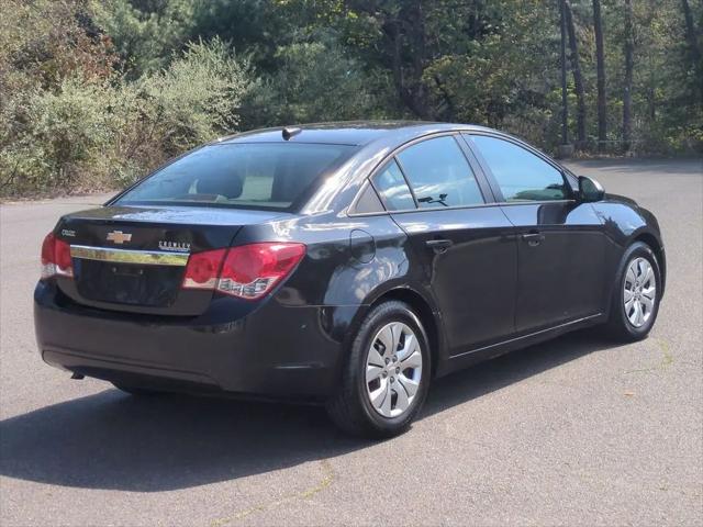 2013 Chevrolet Cruze LS Auto