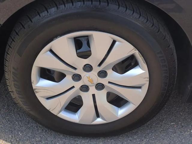 2013 Chevrolet Cruze LS Auto