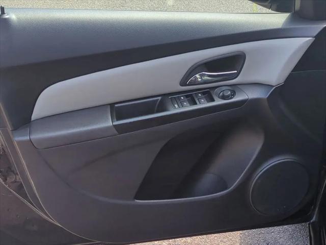 2013 Chevrolet Cruze LS Auto