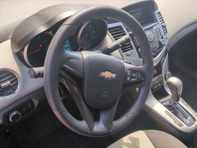 2013 Chevrolet Cruze LS Auto