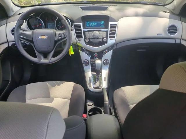 2013 Chevrolet Cruze LS Auto