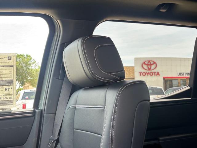 2026 Toyota Tundra Limited CrewMax 5.5' Bed