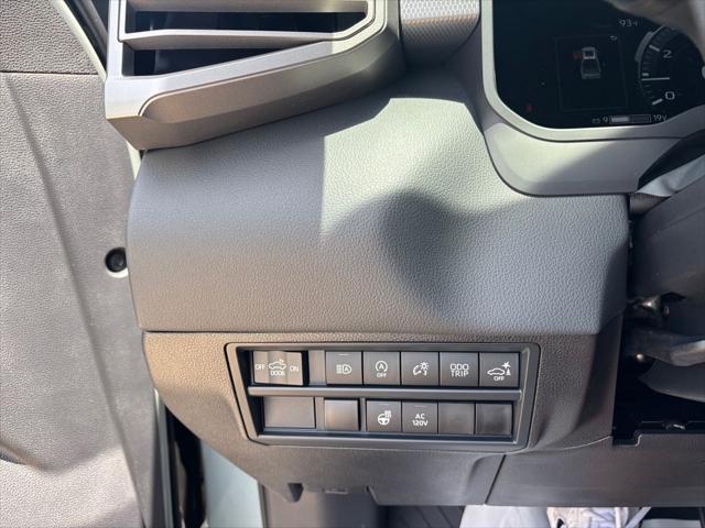 2026 Toyota Tundra Limited CrewMax 5.5' Bed